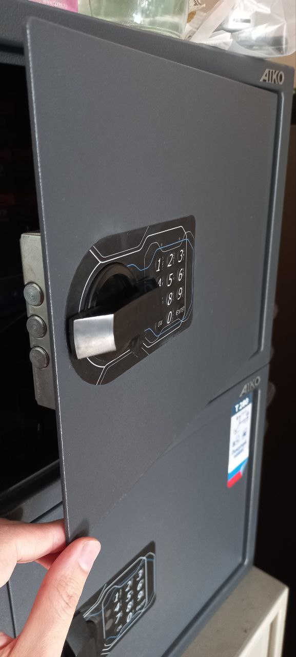 Вскрытие сейфа