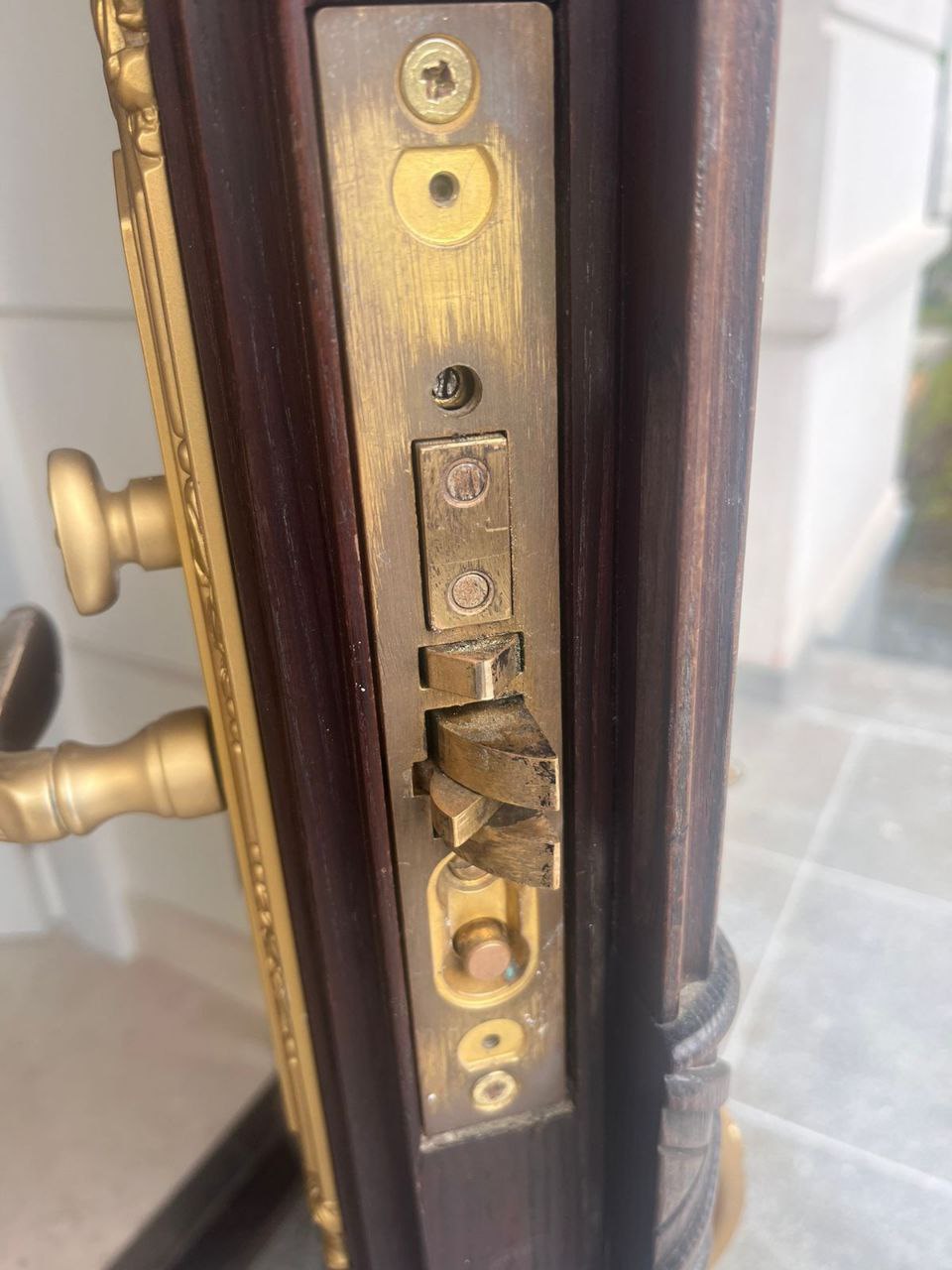 Вскрытие входной двери